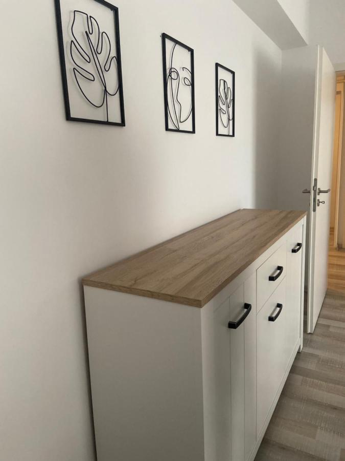 Divany Apartaments - Coresi Mall Braşov Extérieur photo